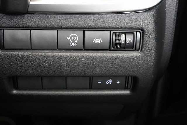 Nissan Qashqai 1.3 DIG-T MH 158 Acenta Premium X-Tronic Auto with Rear View Camera