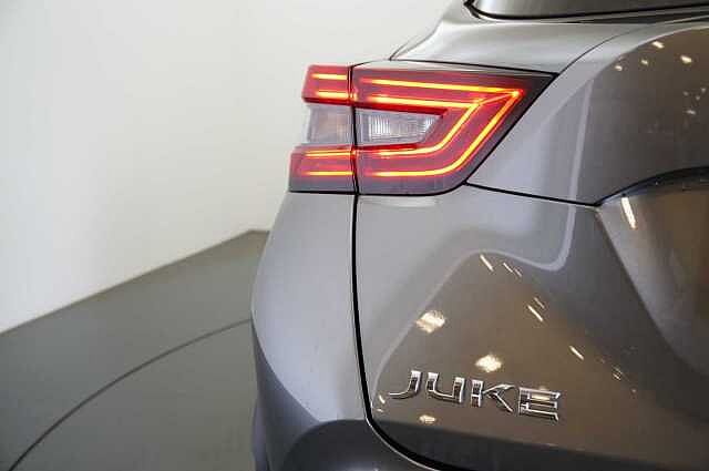 Nissan Juke 1.0 DIG-T 114 N-Connecta with Sat Nav and Rear View Camera