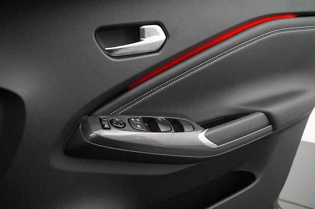 Nissan Juke 1.0 DIG-T 114 Tekna with BOSE Audio and Drive Assist Technology