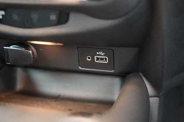 Nissan Juke 1.0 DIG-T 114 Tekna with BOSE Audio and Drive Assist Technology