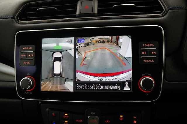 Nissan LEAF 39KW N-Connecta Auto with Sat Nav and 360 Around View Cameras