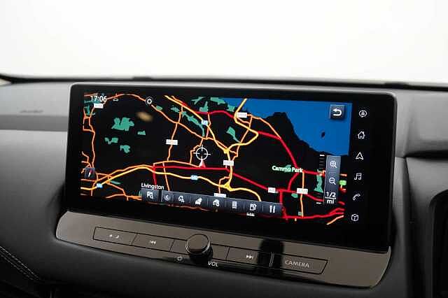 Nissan Qashqai 1.5 e-Power 190 N-Connecta Auto with Glass Roof Pack + Nav and 360 Cameras