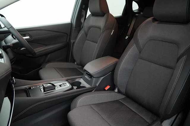 Nissan Qashqai 1.5 e-Power 190 N-Connecta Auto with Glass Roof Pack + Nav and 360 Cameras
