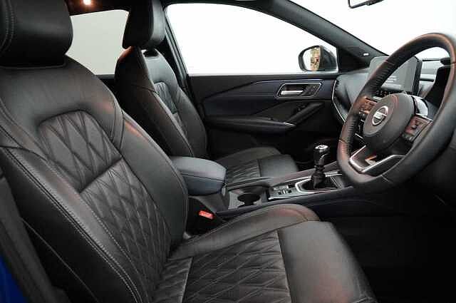 Nissan Qashqai 1.3 DIG-T MH 158 Tekna+ with BOSE Audio + Glass Roof and Premium Leather