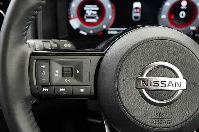 Nissan Qashqai 1.3 DIG-T MH 158 Tekna+ with BOSE Audio + Glass Roof and Premium Leather