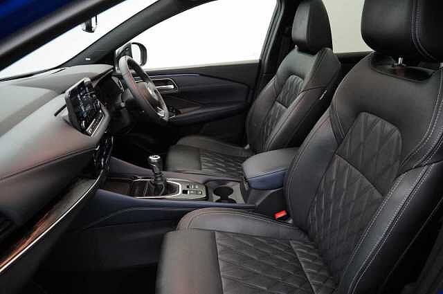 Nissan Qashqai 1.3 DIG-T MH 158 Tekna+ with BOSE Audio + Glass Roof and Premium Leather
