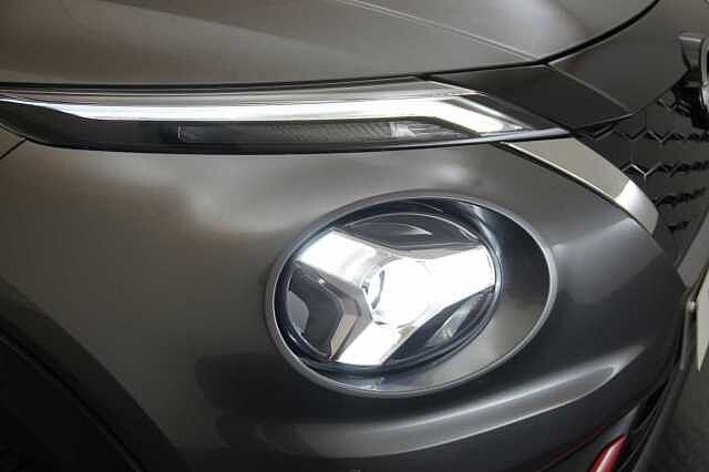 Nissan Juke 1.6 143 HEV Hybrid N-Connecta Auto with Sat Nav and Rear View Camera