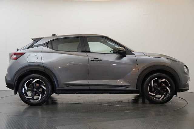 Nissan Juke 1.6 143 HEV Hybrid N-Connecta Auto with Sat Nav and Rear View Camera