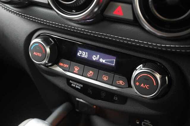 Nissan Juke 1.0 DIG-T 114 N-Connecta DCT Auto with Nav + Camera and Silver Design Pack