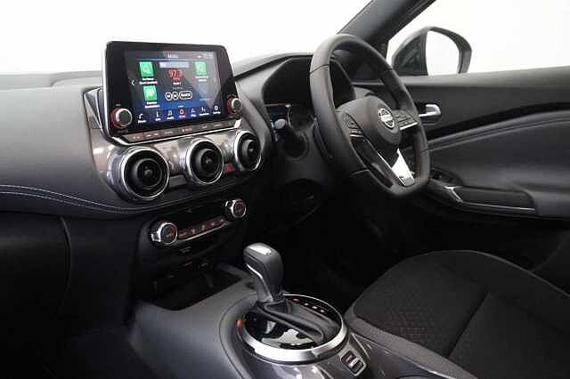 Nissan Juke 1.0 DIG-T 114 N-Connecta DCT Auto with Nav + Camera and Silver Design Pack