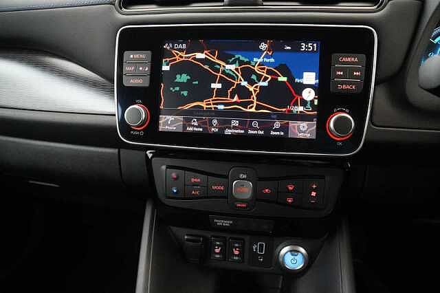 Nissan LEAF 40KW N-Connecta Auto with Sat Nav and 360 View Cameras