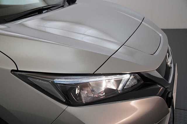 Nissan LEAF 40KW N-Connecta Auto with Sat Nav and 360 View Cameras