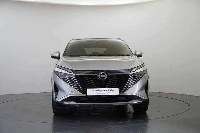 Nissan Qashqai 1.3 DIG-T MH 158 Tekna X-Tronic Auto with Glass Roof + Nav and 360 Cameras