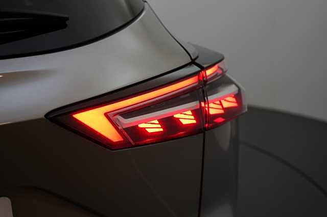 Nissan Qashqai 1.3 DIG-T MH 158 Tekna X-Tronic Auto with Glass Roof + Nav and 360 Cameras