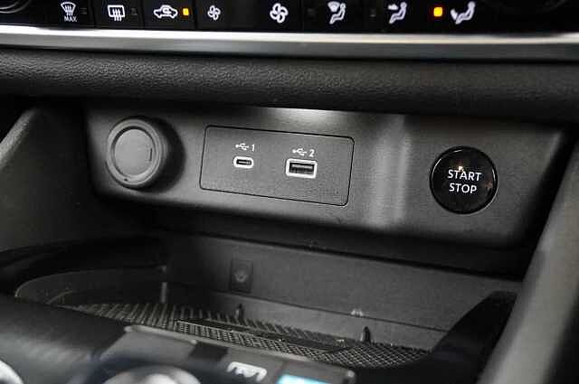 Nissan X-Trail 1.5 213 e-Power e-4ORCE AWD Acenta Premium Auto with 5 Seats