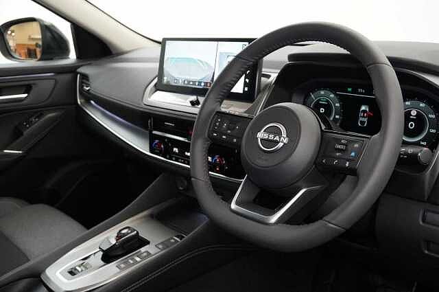 Nissan Qashqai 1.5 205 e-Power N-Connecta Auto with Glass Roof Pack + Nav and 360 Cameras