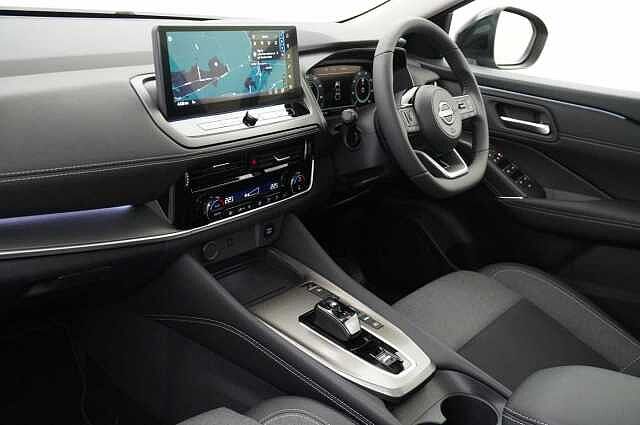 Nissan Qashqai 1.5 205 e-Power N-Connecta Auto with Glass Roof Pack + Nav and 360 Cameras