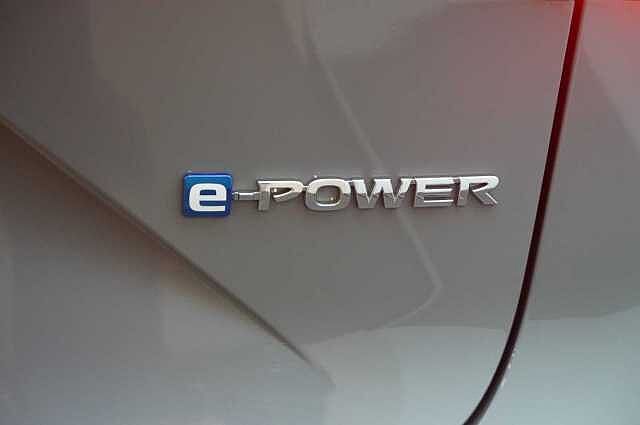 Nissan Qashqai 1.5 205 e-Power N-Connecta Auto with Glass Roof Pack + Nav and 360 Cameras