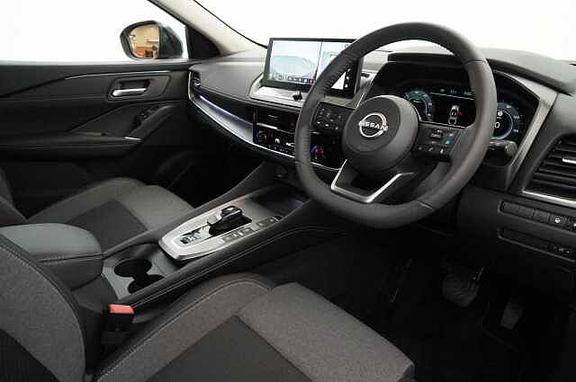 Nissan Qashqai 1.5 205 e-Power N-Connecta Auto with Glass Roof Pack + Nav and 360 Cameras