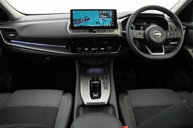 Nissan Qashqai 1.5 205 e-Power N-Connecta Auto with Glass Roof Pack + Nav and 360 Cameras