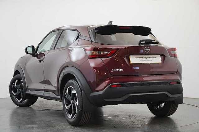 Nissan Juke 1.6 143 HEV Hybrid N-Connecta Auto with Sat Nav and Rear View Camera