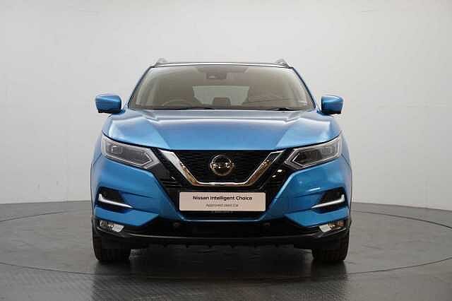 Nissan Qashqai 1.3 DIG-T 157 N-Motion DCT Auto with Panoramic Glass Roof and Nappa Leather