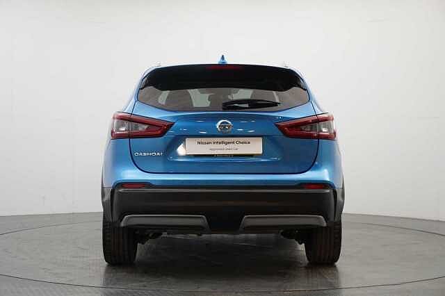 Nissan Qashqai 1.3 DIG-T 157 N-Motion DCT Auto with Panoramic Glass Roof and Nappa Leather