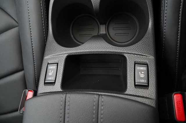 Nissan Qashqai 1.3 DIG-T 157 N-Motion DCT Auto with Panoramic Glass Roof and Nappa Leather