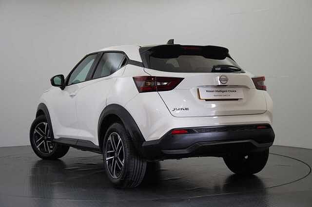 Nissan Juke 1.0 DIG-T 114 N-Connecta DCT Auto with Sat Nav and Rear View Camera