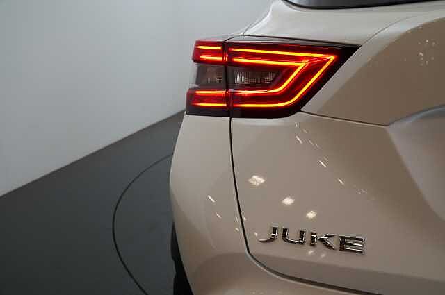 Nissan Juke 1.0 DIG-T 114 Tekna+ with BOSE Audio and Drive Assist Technology