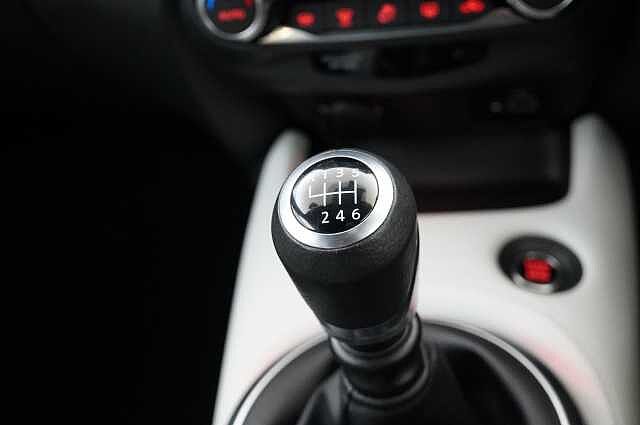 Nissan Juke 1.0 DIG-T 114 Tekna+ with BOSE Audio and Drive Assist Technology