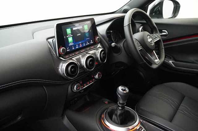 Nissan Juke 1.0 DIG-T 114 Tekna with BOSE Audio and Drive Assist Technology