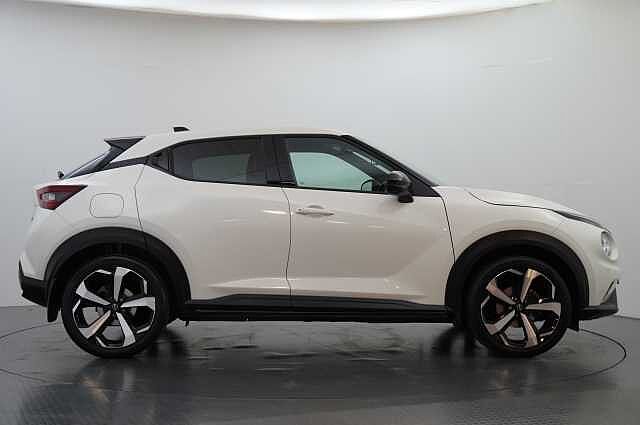 Nissan Juke 1.0 DIG-T 114 Tekna with BOSE Audio and Drive Assist Technology