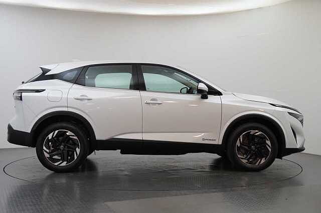 Nissan Qashqai 1.5 190 e-Power Acenta Premium Auto with Rear View Camera